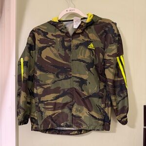 Adidas Kids Camo windbreaker with Neon Yellow Accents